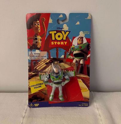 Picture of مجسم باز توي ستوري اصدار قديم