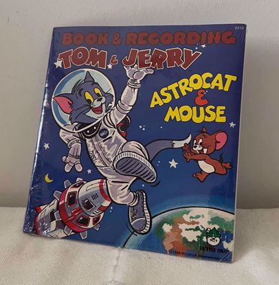 صورة قصه و اسطوانه صغيره توم و جيري 1981